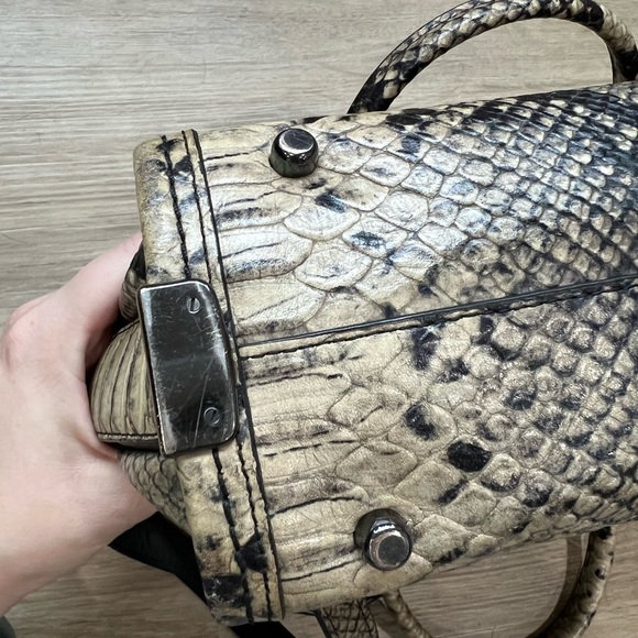 Coach Swagger 27 Snake/Python/Embossed - Picture 5 of 5